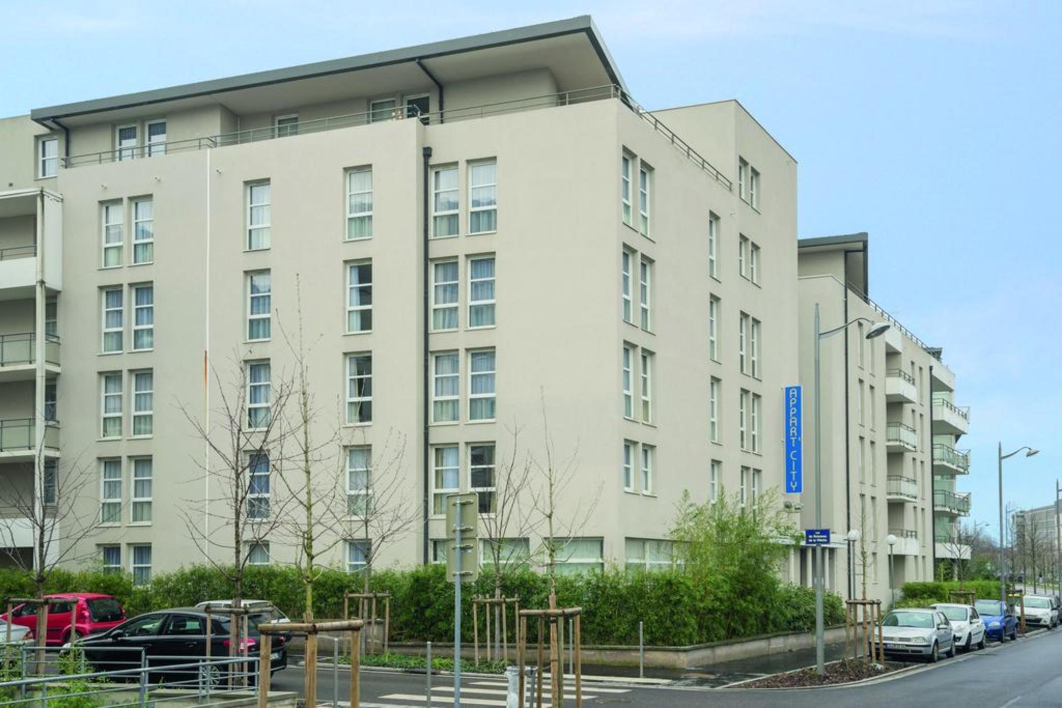 城市公寓南希酒店 南锡 外观 照片